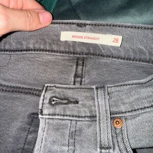 Levi's Women's Straight Leg Jeans in Gray